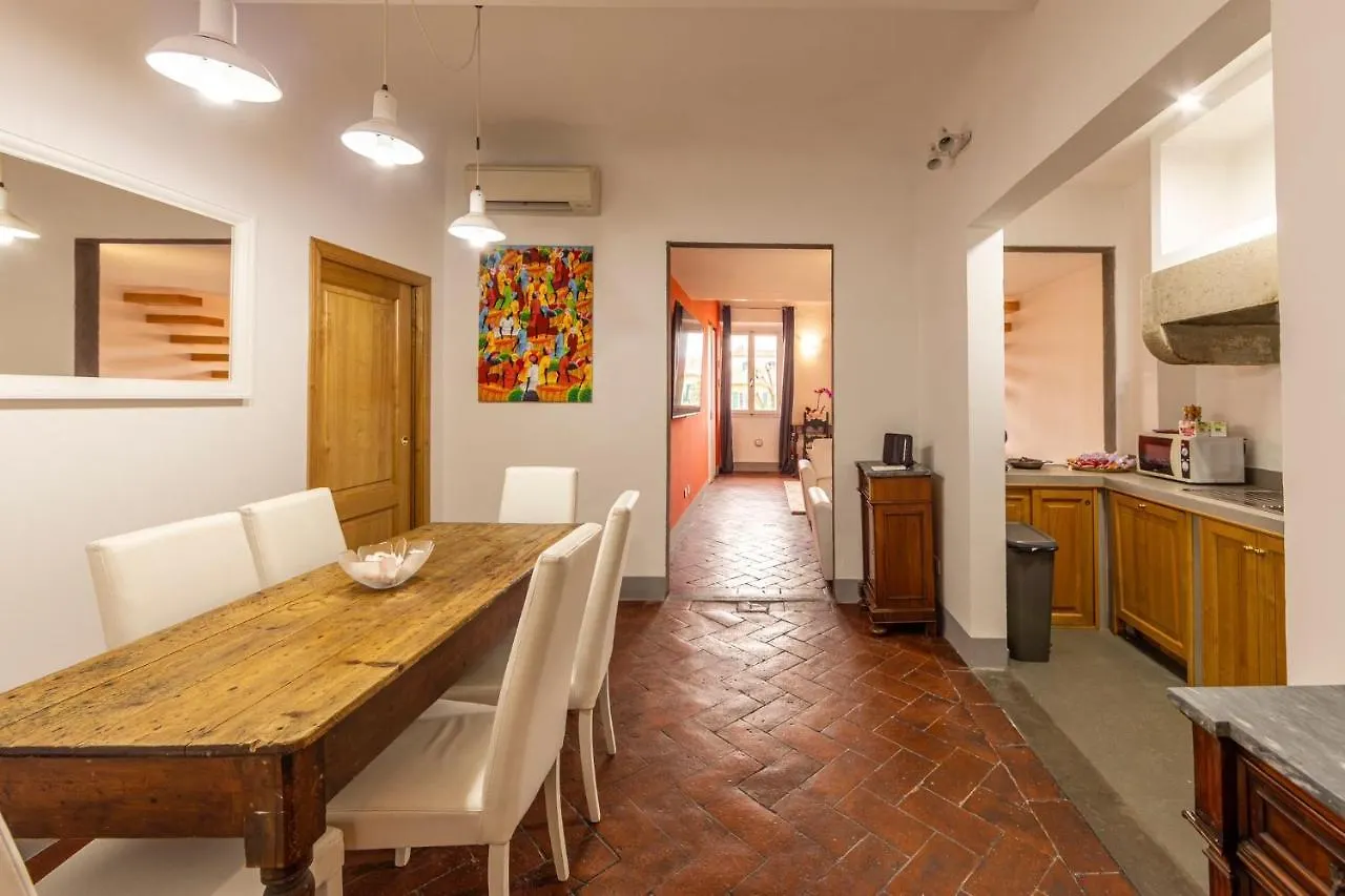 Santo Spirito Apartment Florence