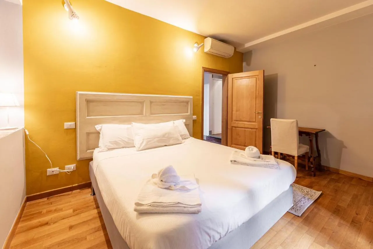 Santo Spirito Apartment Florence 0*,  Italy